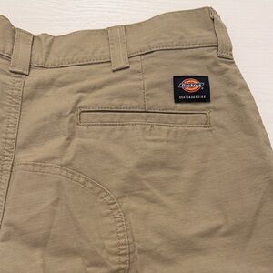 Dickies Khaki Skate Cargo Shorts Waist 33